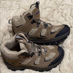 Women’s Brown Hiking Boots